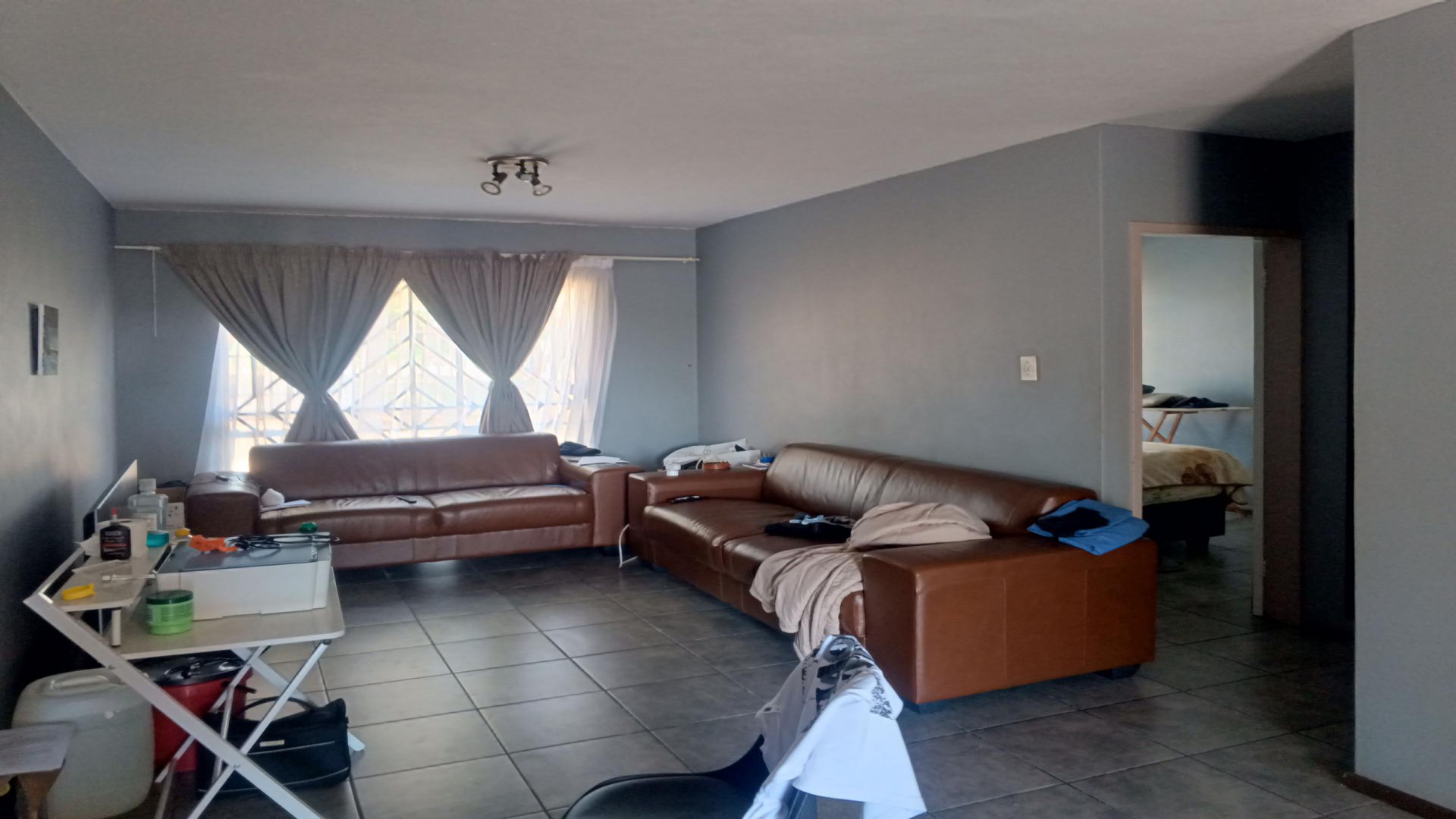 Lounges - 18 square meters of property in Halfway Gardens