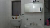 Bathroom 1 - 7 square meters of property in Halfway Gardens