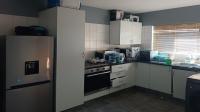 Kitchen - 11 square meters of property in Halfway Gardens