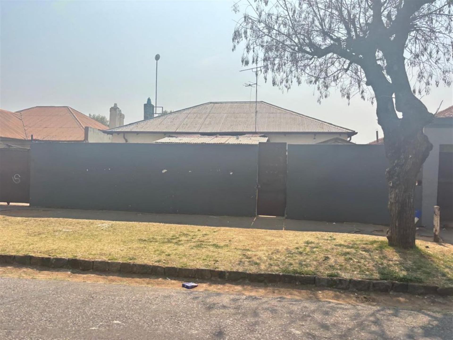 Front View of property in Kenilworth - JHB