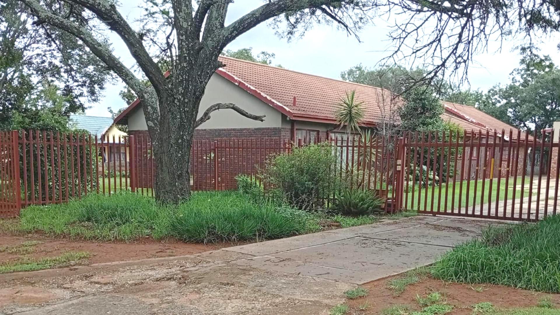 Front View of property in Carletonville