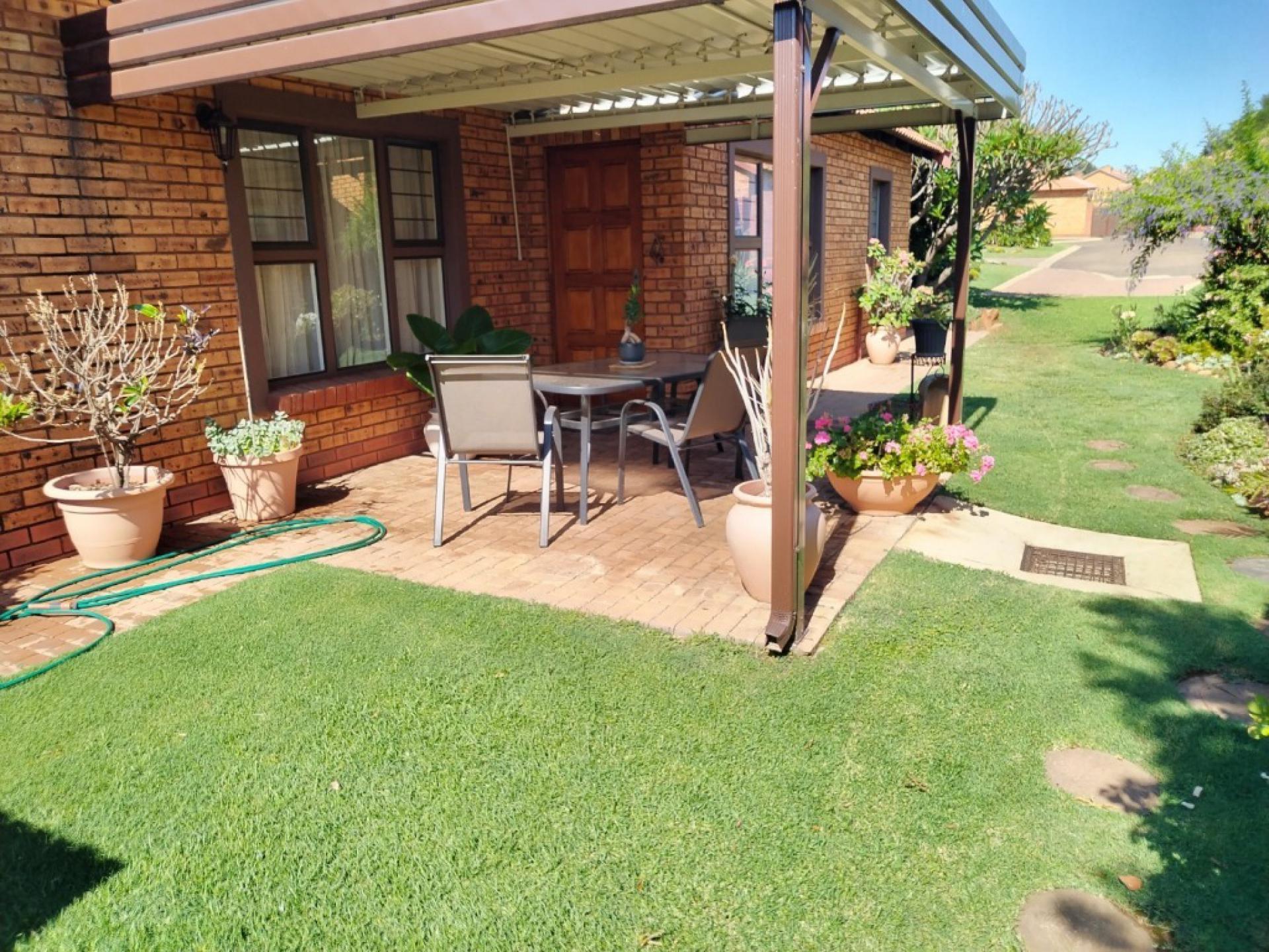  of property in Willow Park Manor