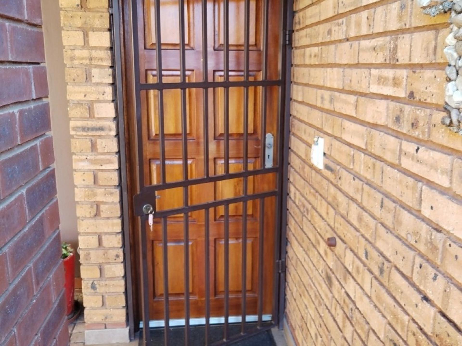  of property in Willow Park Manor