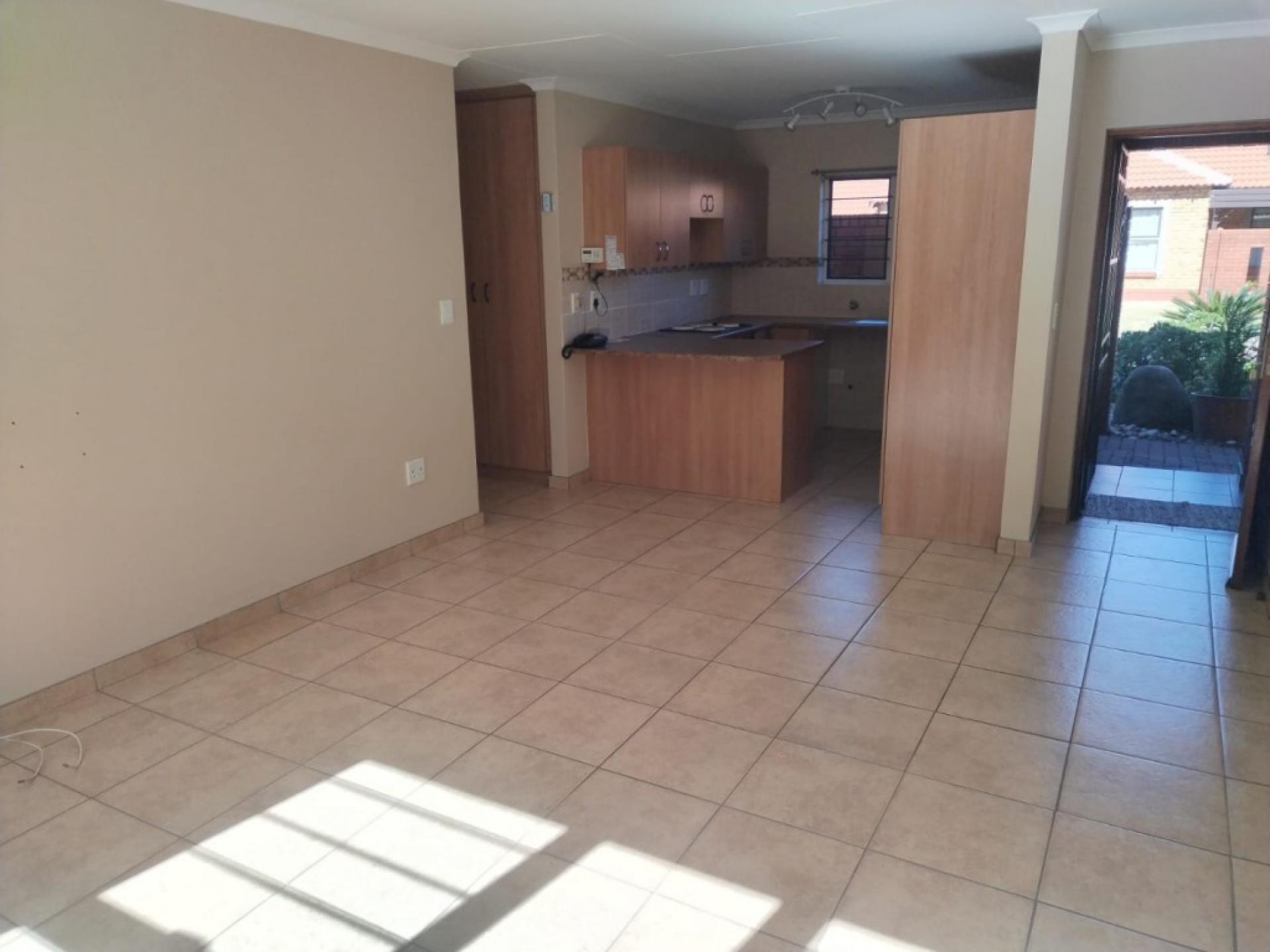  of property in Willow Park Manor