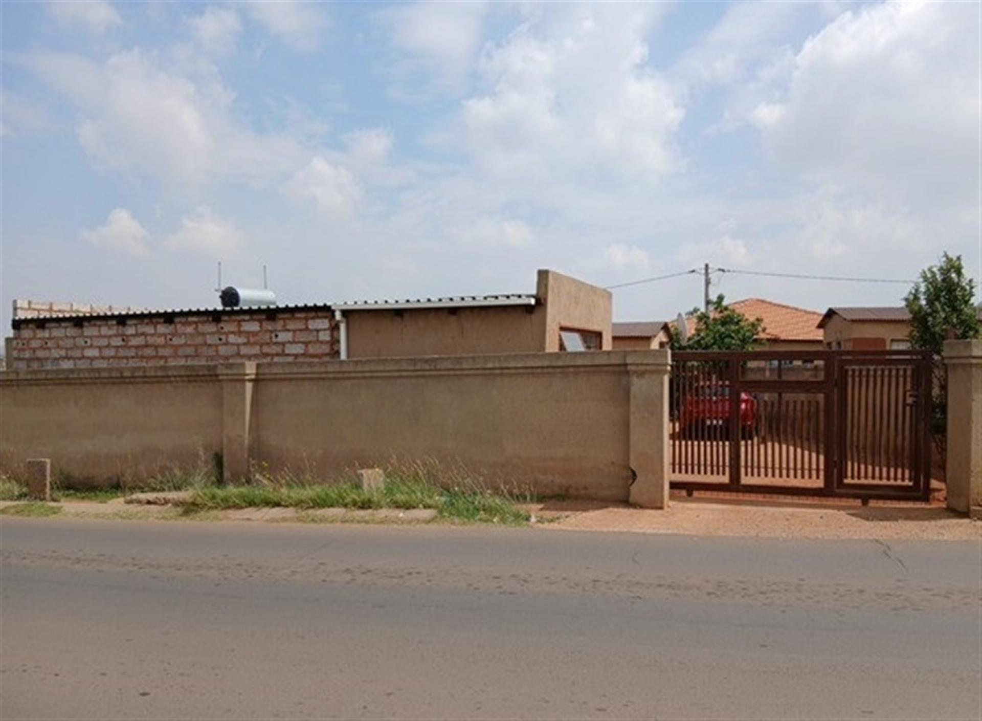 Front View of property in Tsakane