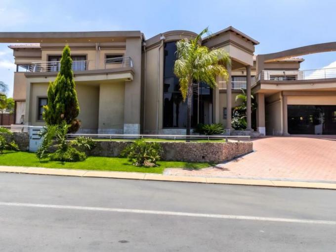 5 Bedroom House for Sale For Sale in Blue Valley Golf Estate - MR660621