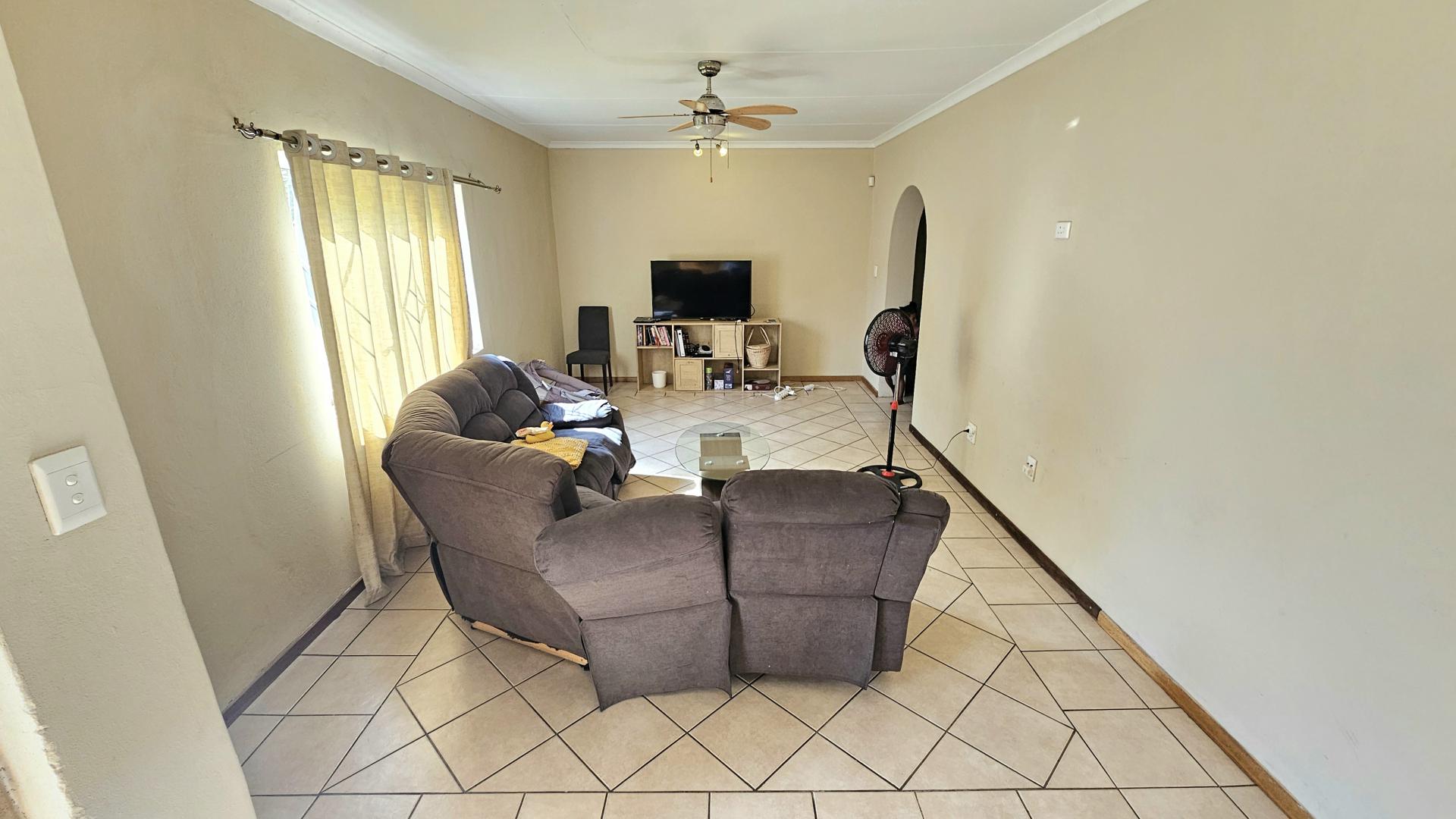  of property in Daspoort