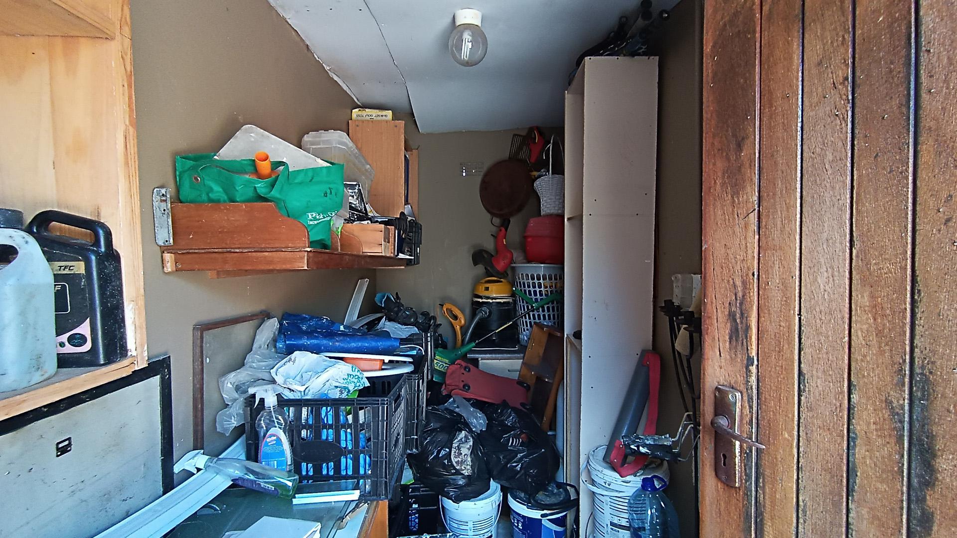 Store Room - 8 square meters of property in Zeekoei Vlei