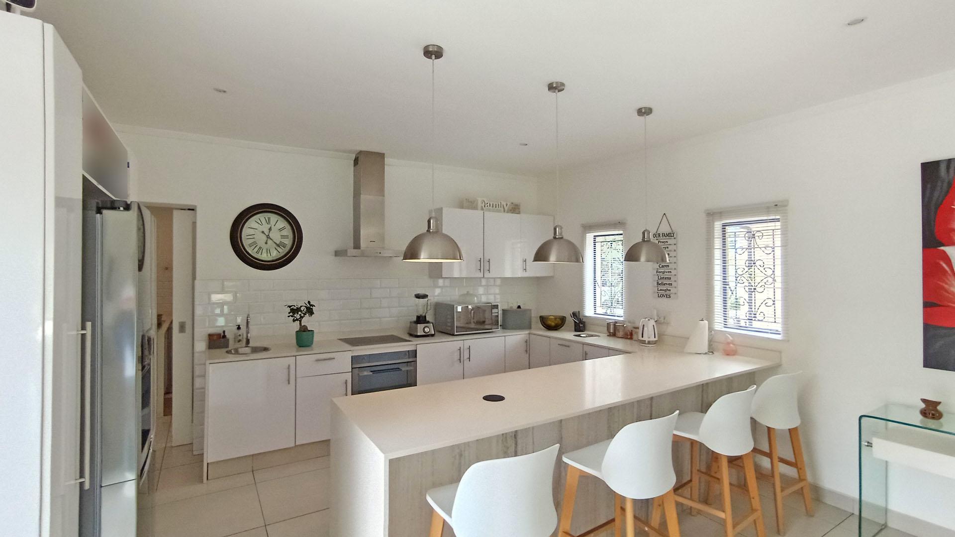 Kitchen - 15 square meters of property in Umgeni Park