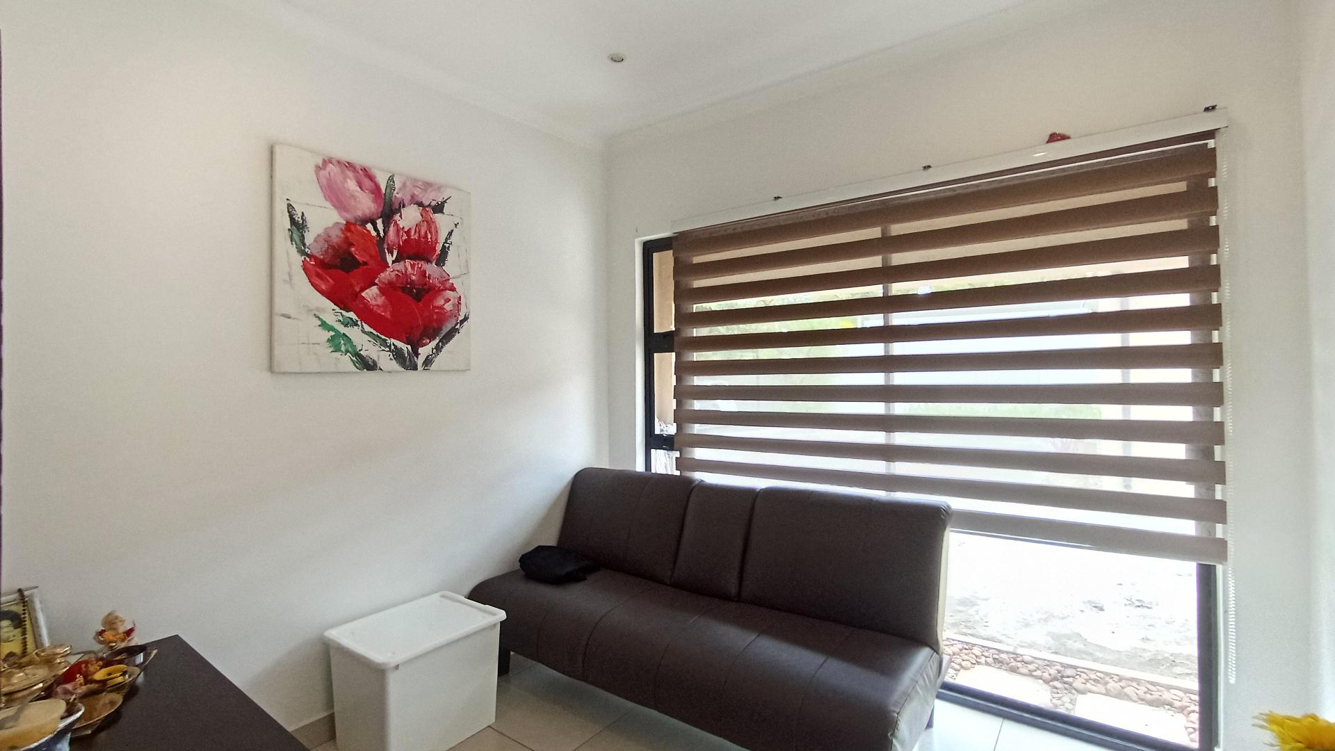 Rooms - 9 square meters of property in Umgeni Park