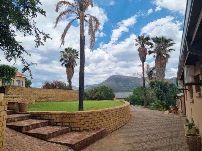 Guest House for Sale For Sale in Olifants Nek - MR660940