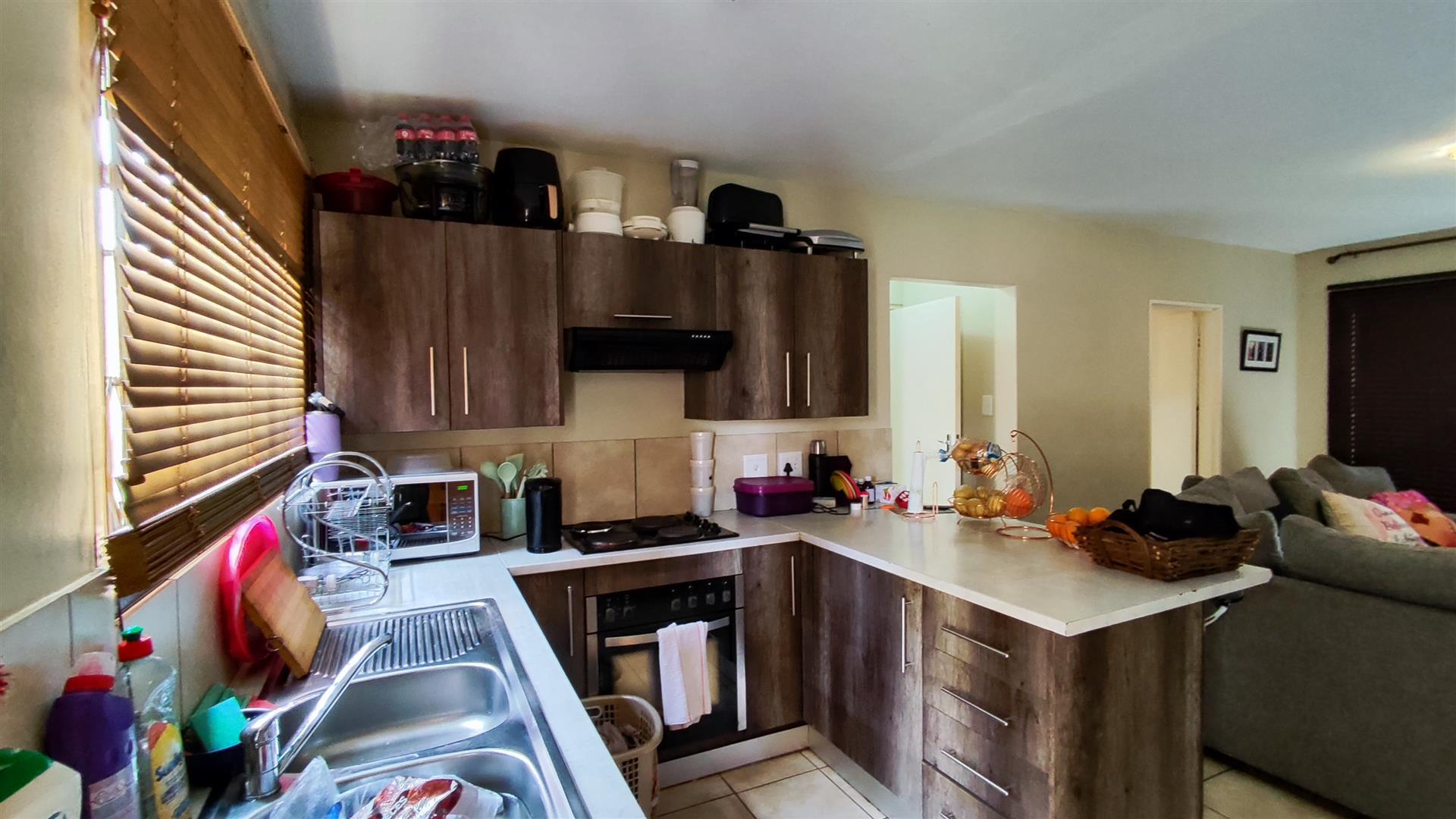 Kitchen - 9 square meters of property in Witfield