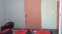Bed Room 1 of property in Mandelapark