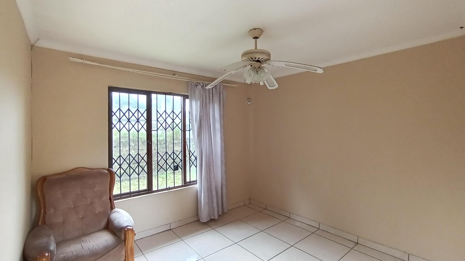 Lounges - 12 square meters of property in Ramsgate