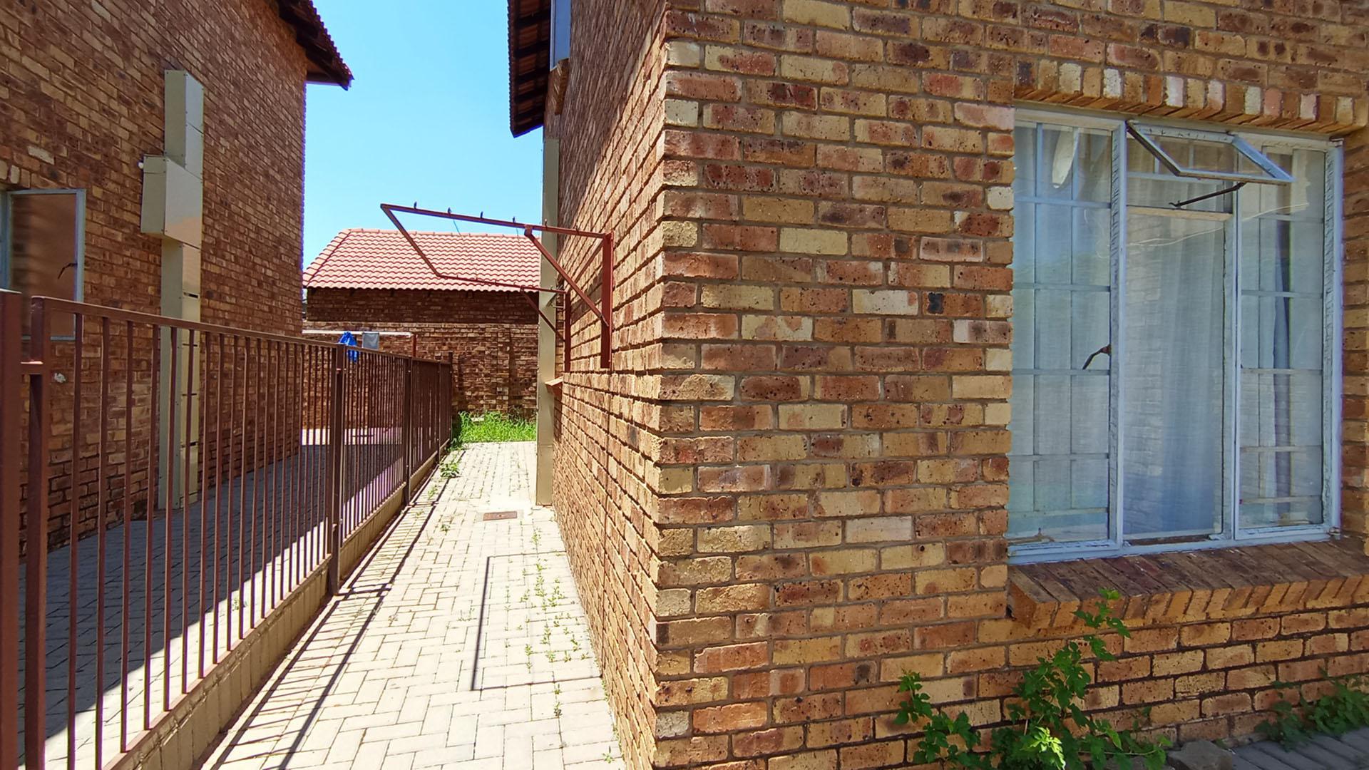 Backyard of property in Theresapark