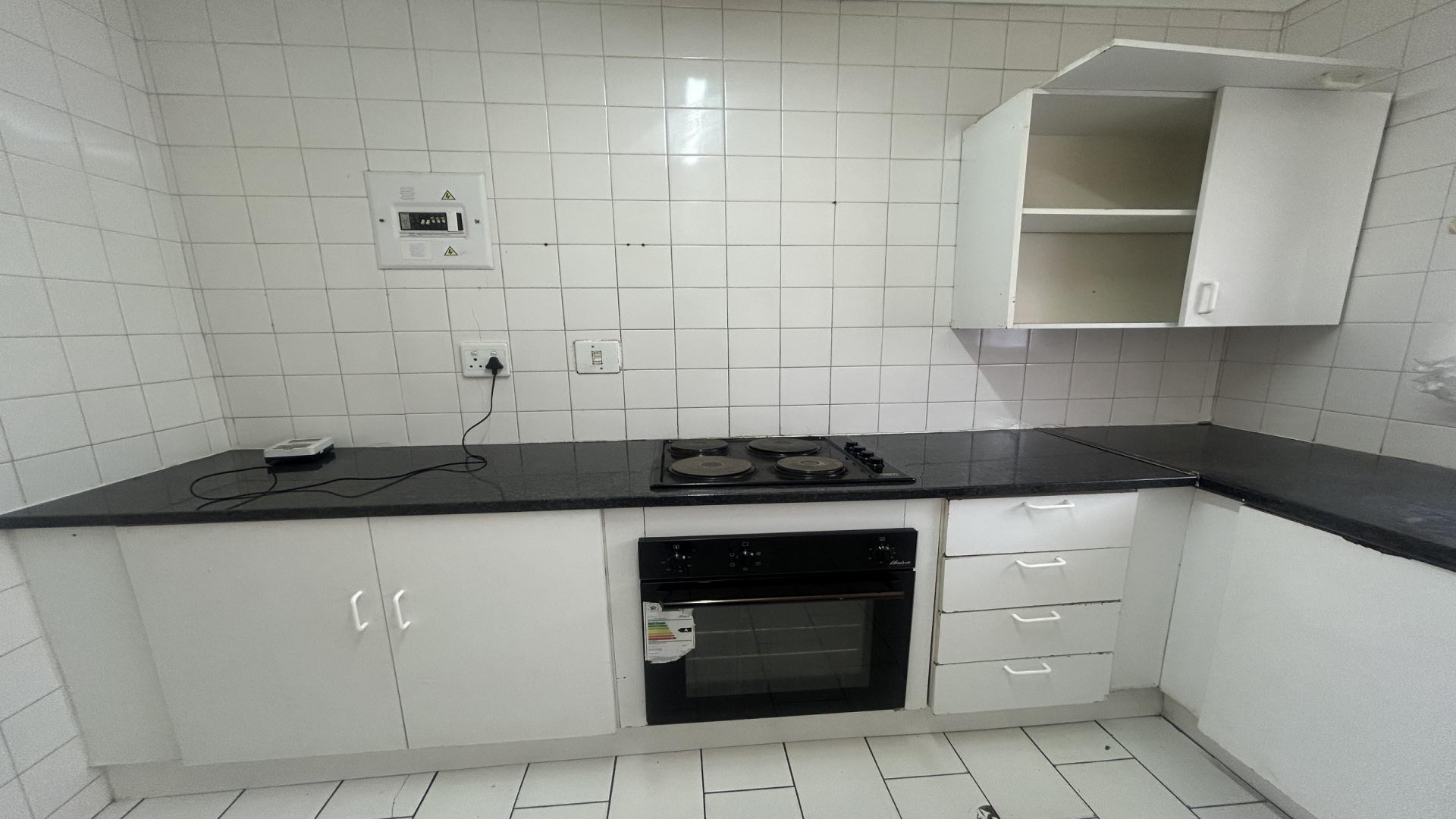 Kitchen of property in Discovery