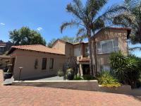 3 Bedroom 2 Bathroom House for Sale for sale in Die Heuwel