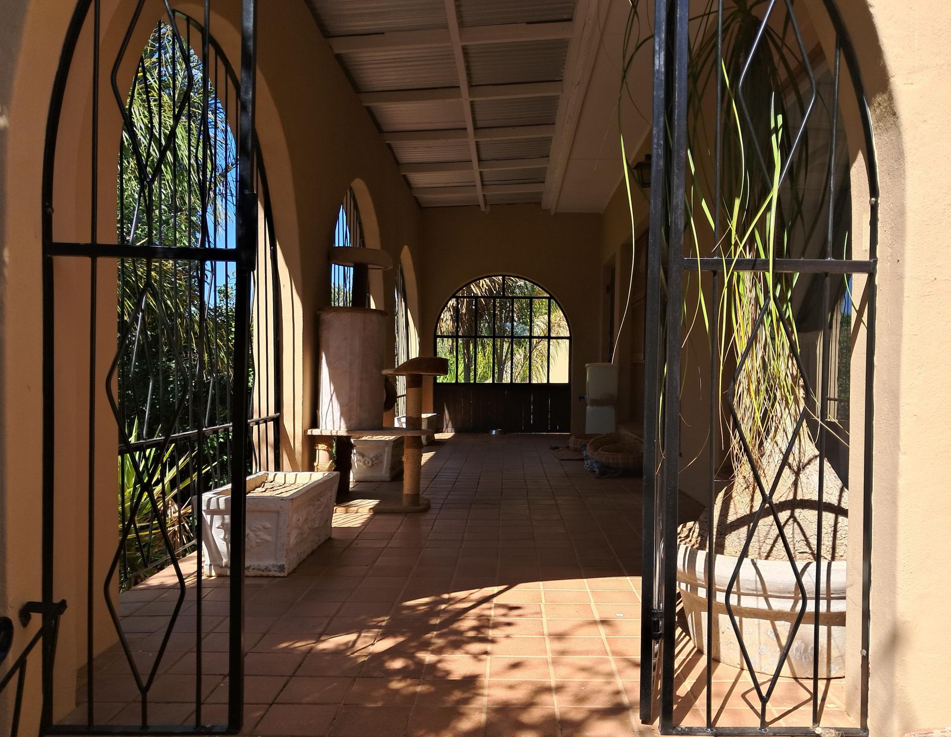  of property in Uniondale