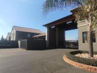 2 Bedroom 2 Bathroom Flat/Apartment to Rent for sale in Norton's Home Estates