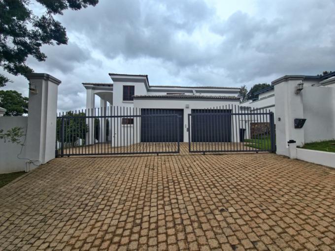 4 Bedroom House for Sale For Sale in Waterkloof Ridge - MR661260