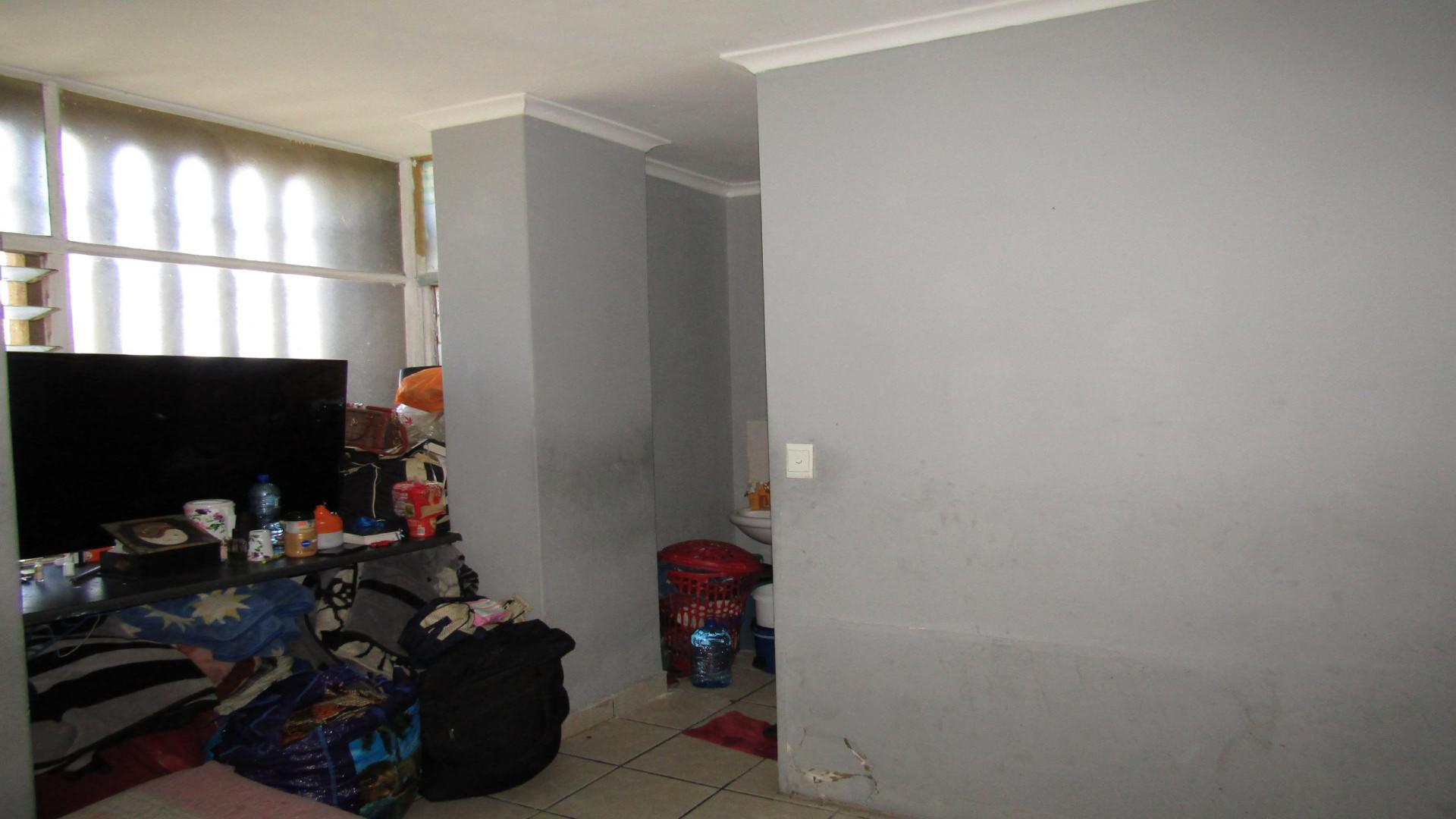 Lounges of property in Ferndale - JHB