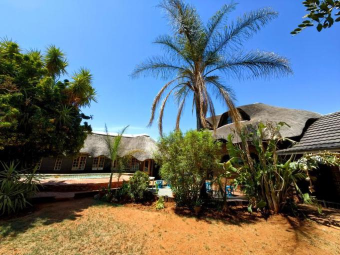 Farm for Sale For Sale in Swartruggens - MR661717