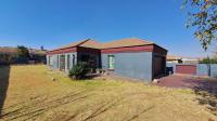 Front View of property in Heidelberg - GP