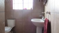 Bathroom 1 - 5 square meters of property in Heidelberg - GP