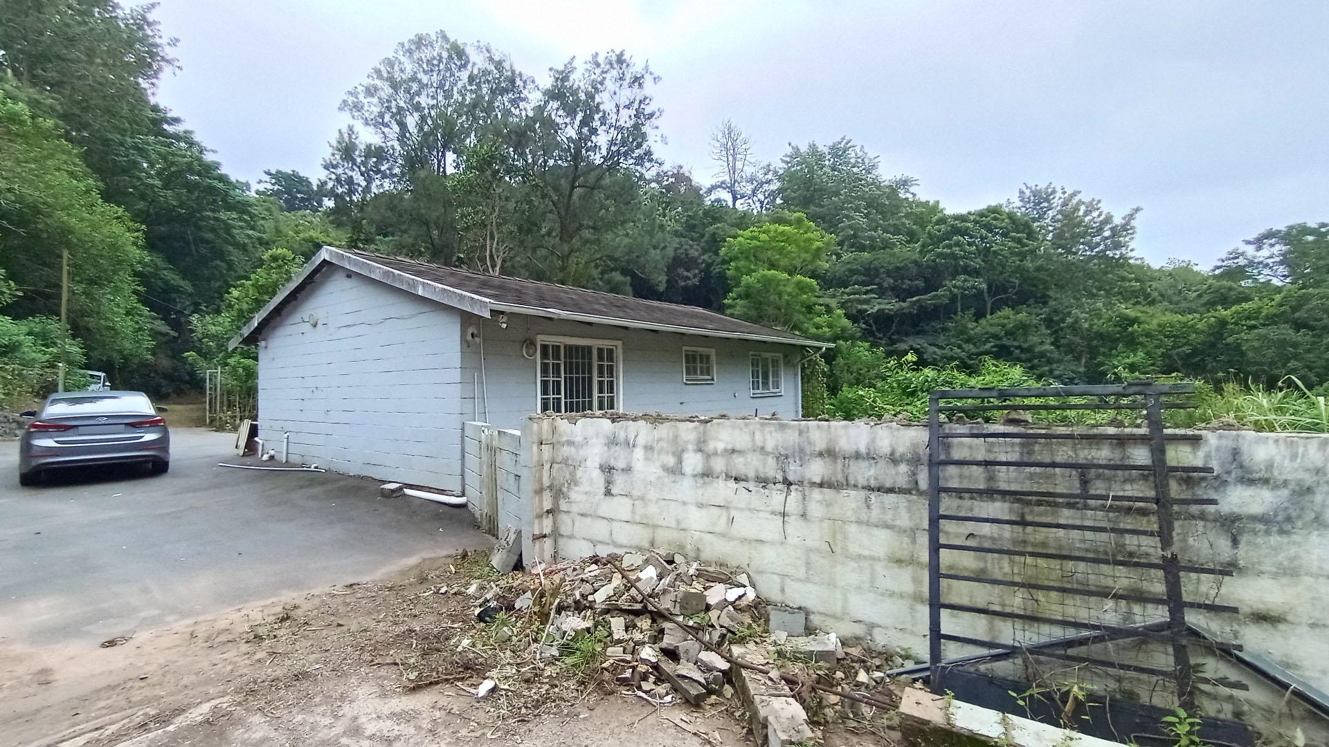 Backyard of property in Escombe 