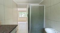 Main Bathroom - 7 square meters of property in Escombe 