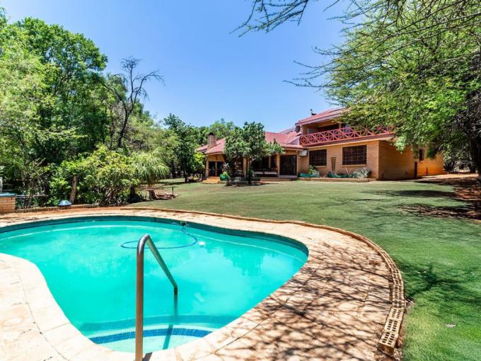 3 Bedroom House for Sale For Sale in Pebble Rock - MR662173