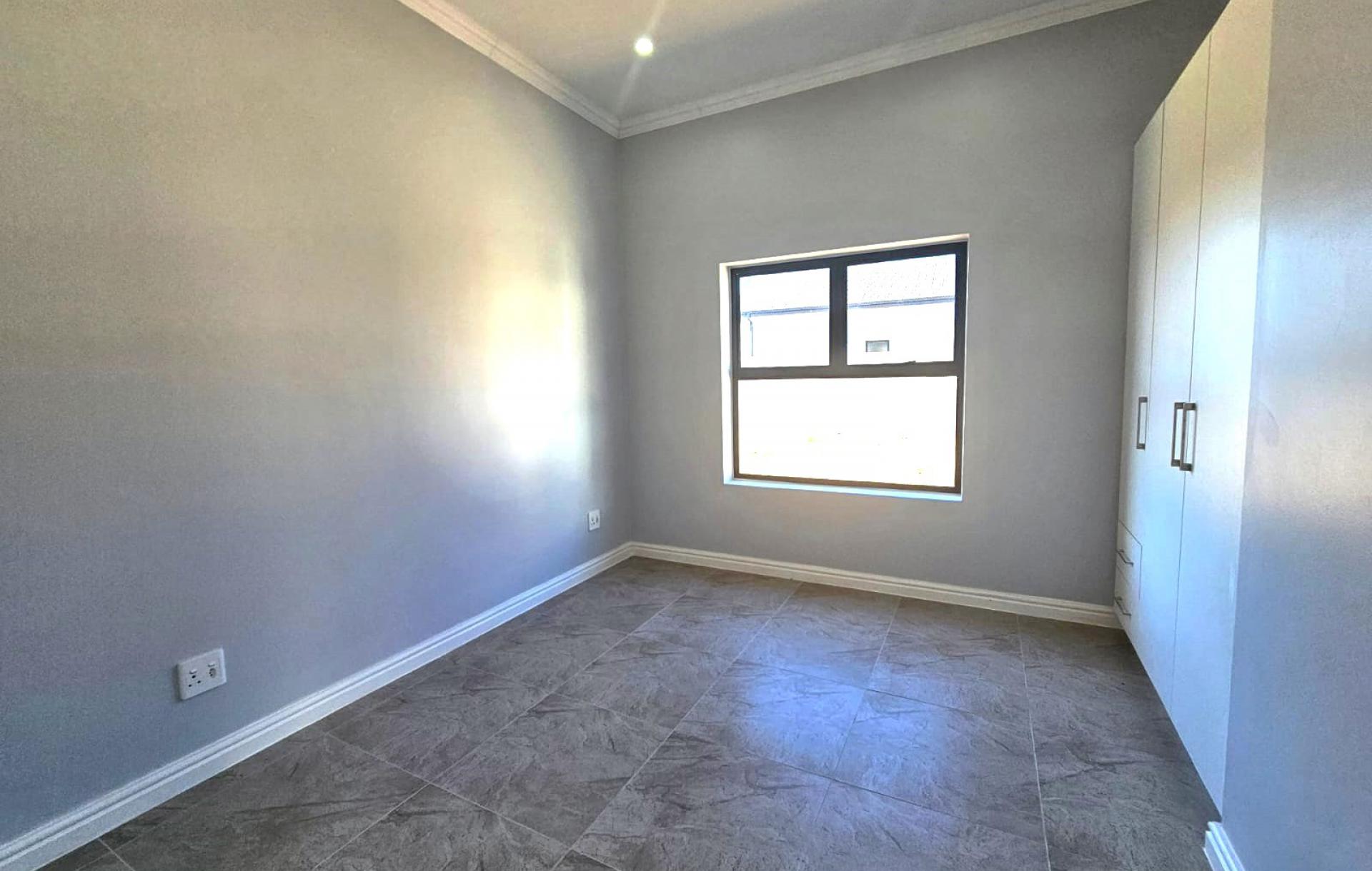  of property in Paarl