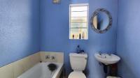 Bathroom 1 - 4 square meters of property in Salfin