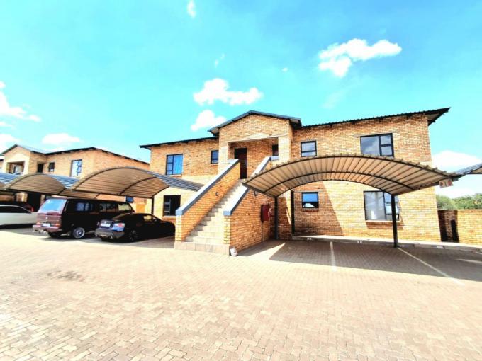 3 Bedroom Simplex for Sale For Sale in Newmarket Park - MR662349