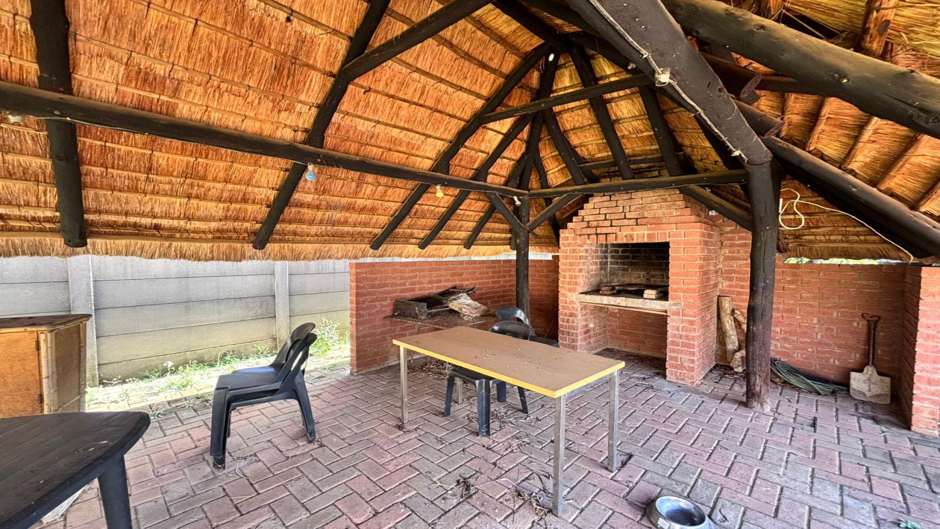 Braai Area of property in La Hoff