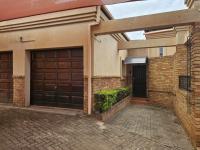 3 Bedroom 2 Bathroom Simplex for Sale for sale in Safarituine