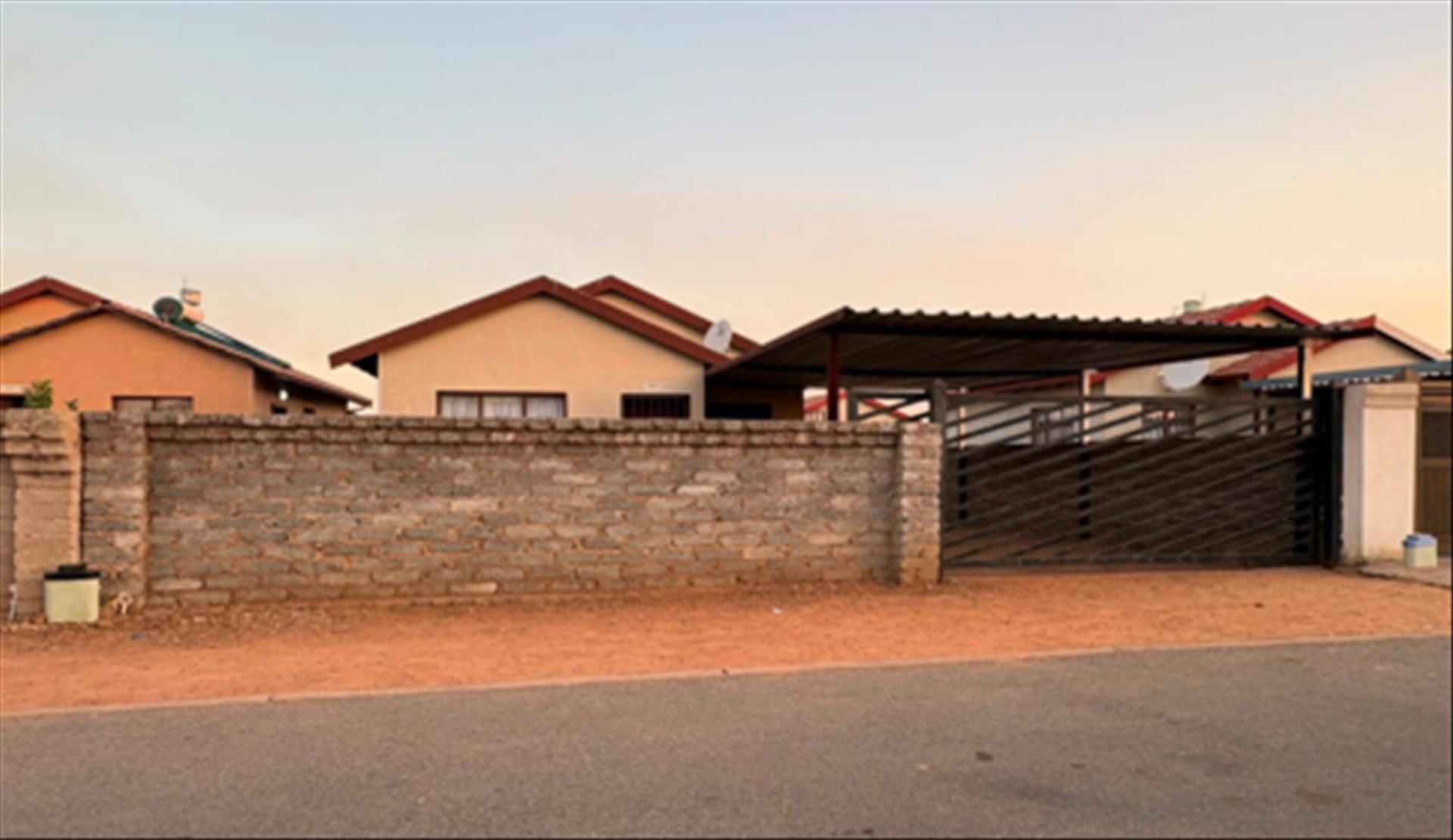 Front View of property in Soshanguve East