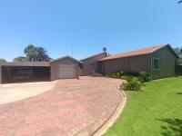 3 Bedroom 2 Bathroom House for Sale for sale in Verwoerdpark