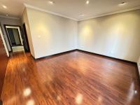  of property in Bedford Gardens