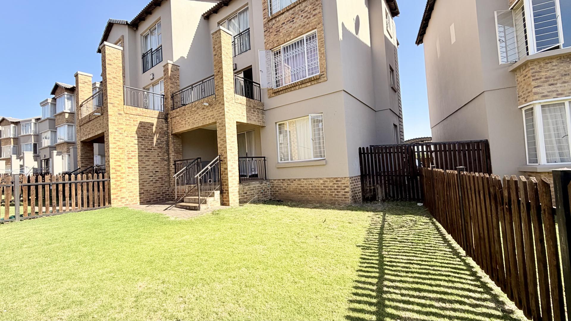 Front View of property in Reyno Ridge