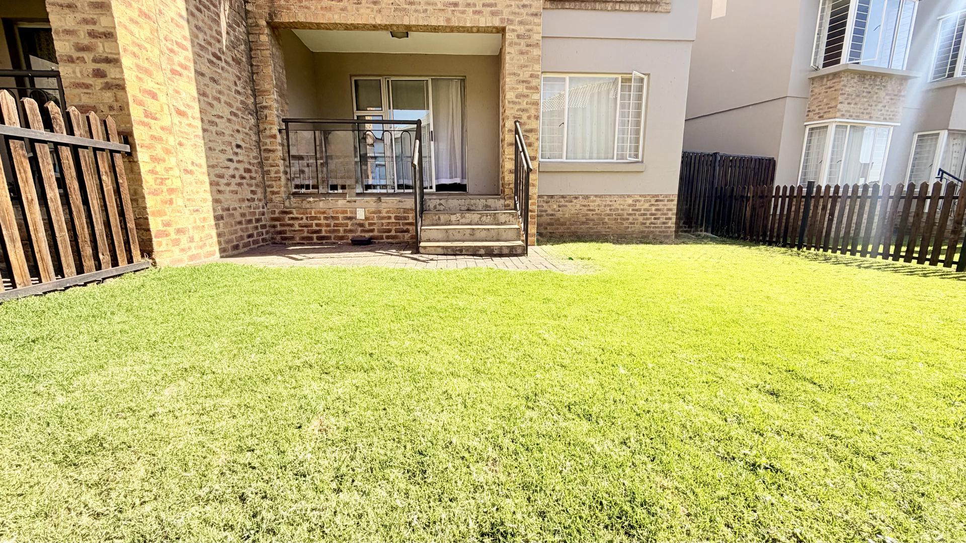 Backyard of property in Reyno Ridge