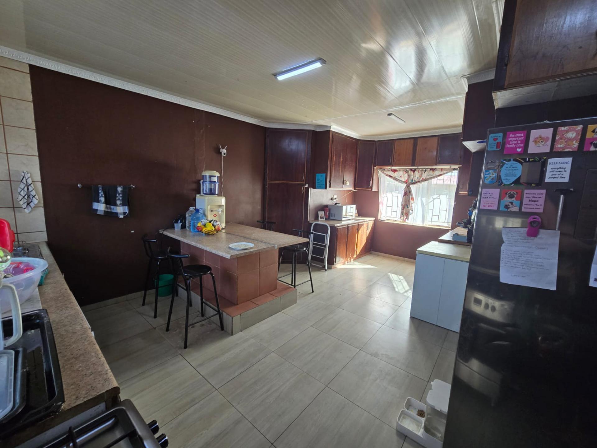 Kitchen of property in Vanderbijlpark