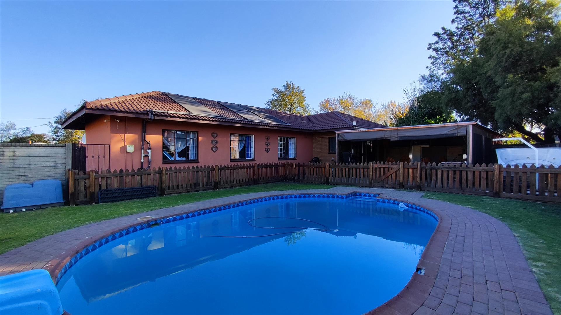 Backyard of property in Vanderbijlpark