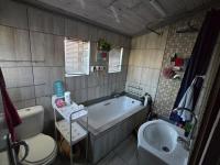 Bathroom 1 of property in Vanderbijlpark