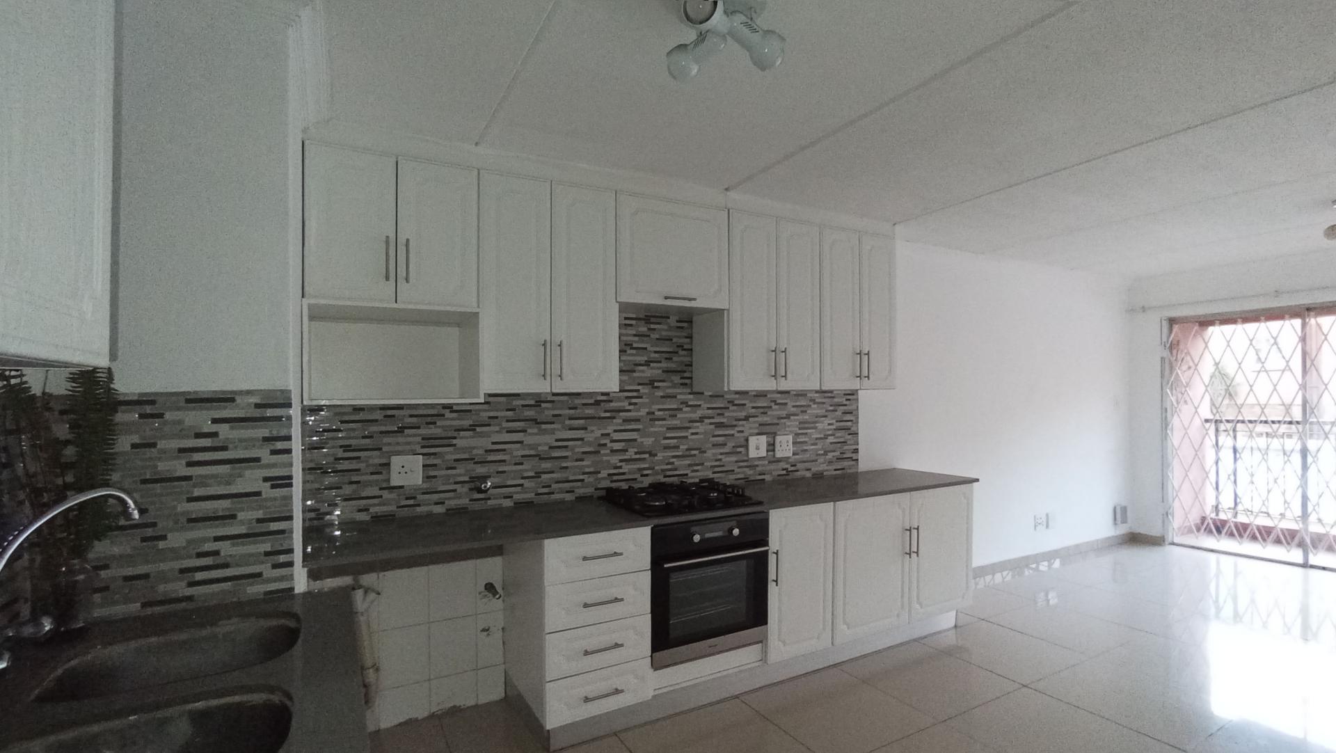 Kitchen - 9 square meters of property in Marlands