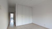 Main Bedroom - 21 square meters of property in Marlands
