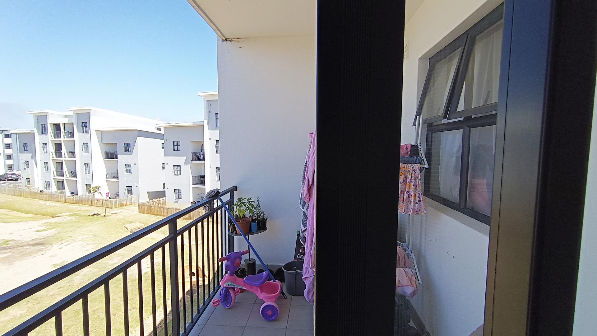Balcony of property in Parklands