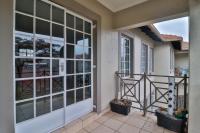 2 Bedroom 1 Bathroom Flat/Apartment for Sale for sale in Greenstone Hill