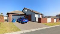 Front View of property in Rooihuiskraal North