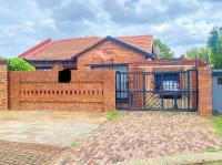 3 Bedroom 1 Bathroom House for Sale for sale in Dhlamini